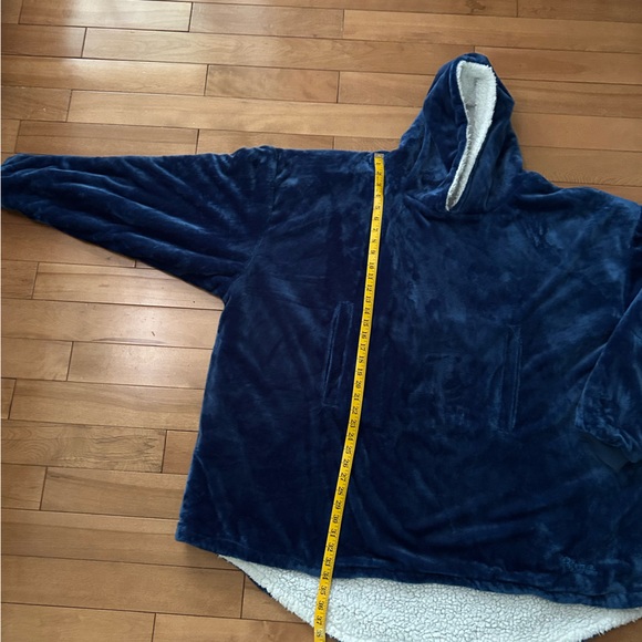 Bare Home Sherpa Fleece Wearable Blanket - Oversized Wearable Blanket Hoodie - - Picture 4 of 6